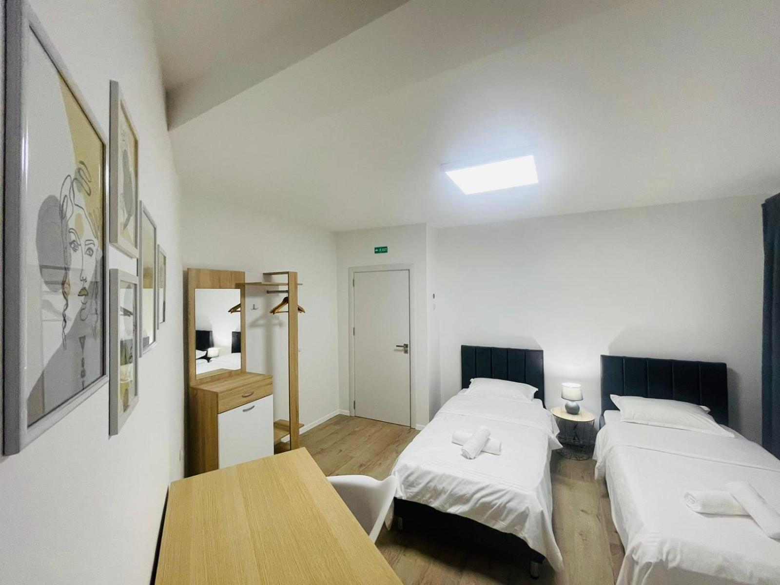 Pristinanest Hotell Eksteriør bilde