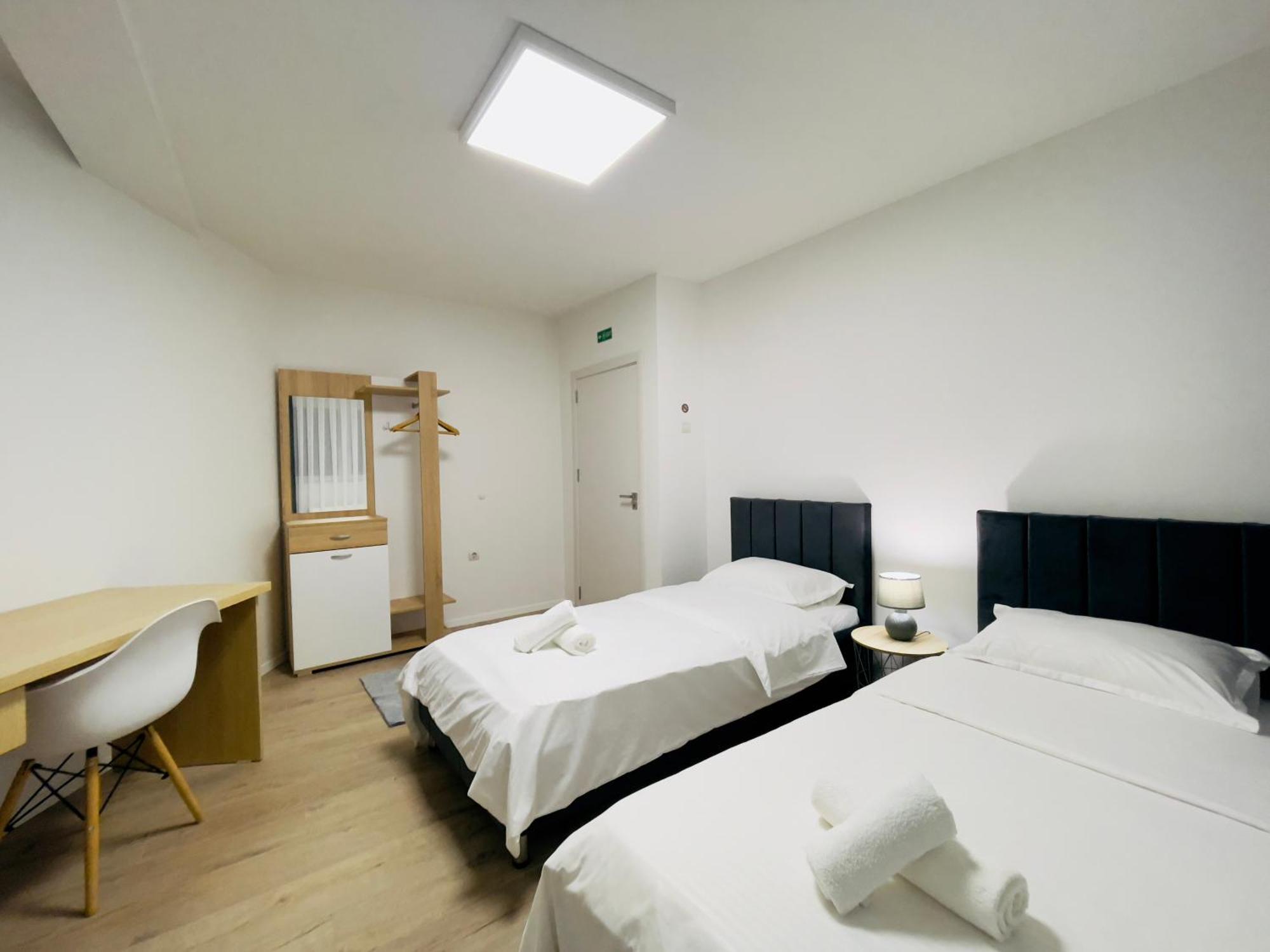 Pristinanest Hotell Eksteriør bilde
